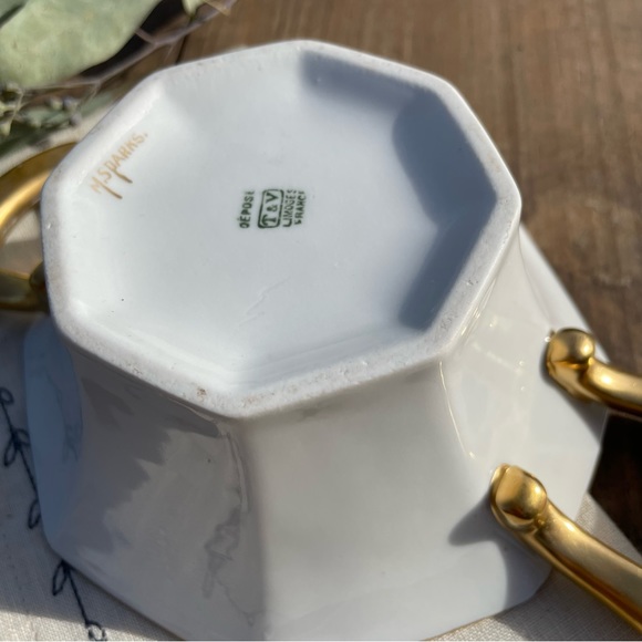 T&V Limoges France Depose Hand Painted Bowl with Gold Handles - Picture 7 of 11